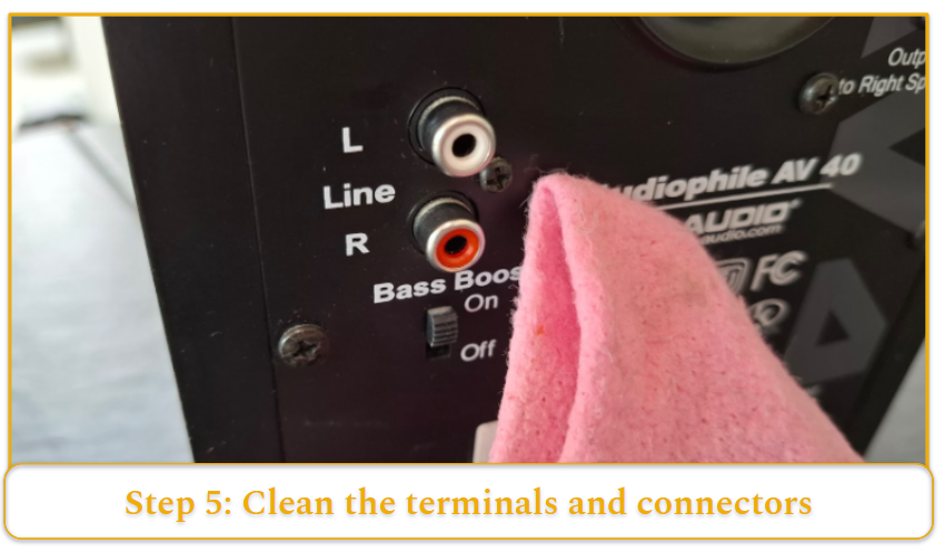 How To Clean Speakers