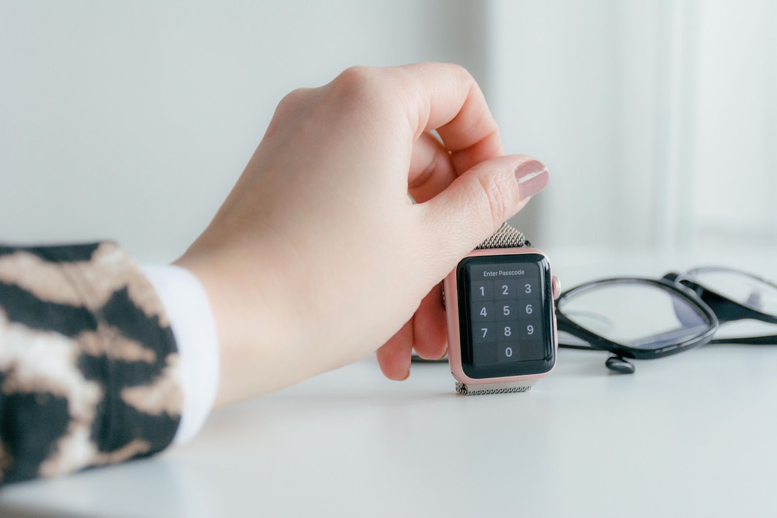[MK] Draft: Are Smartwatches Worth It?