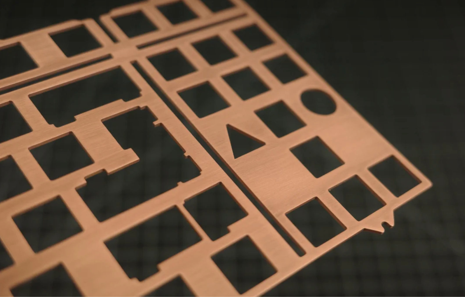 [MK]Draft: Guide to mechanical keyboard plate materials