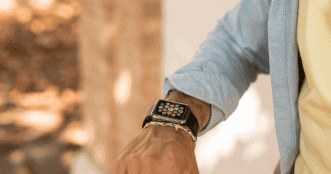 The Smartwatch Emergency Guide for Older Adults