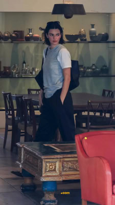 Kendall Jenner Street Style